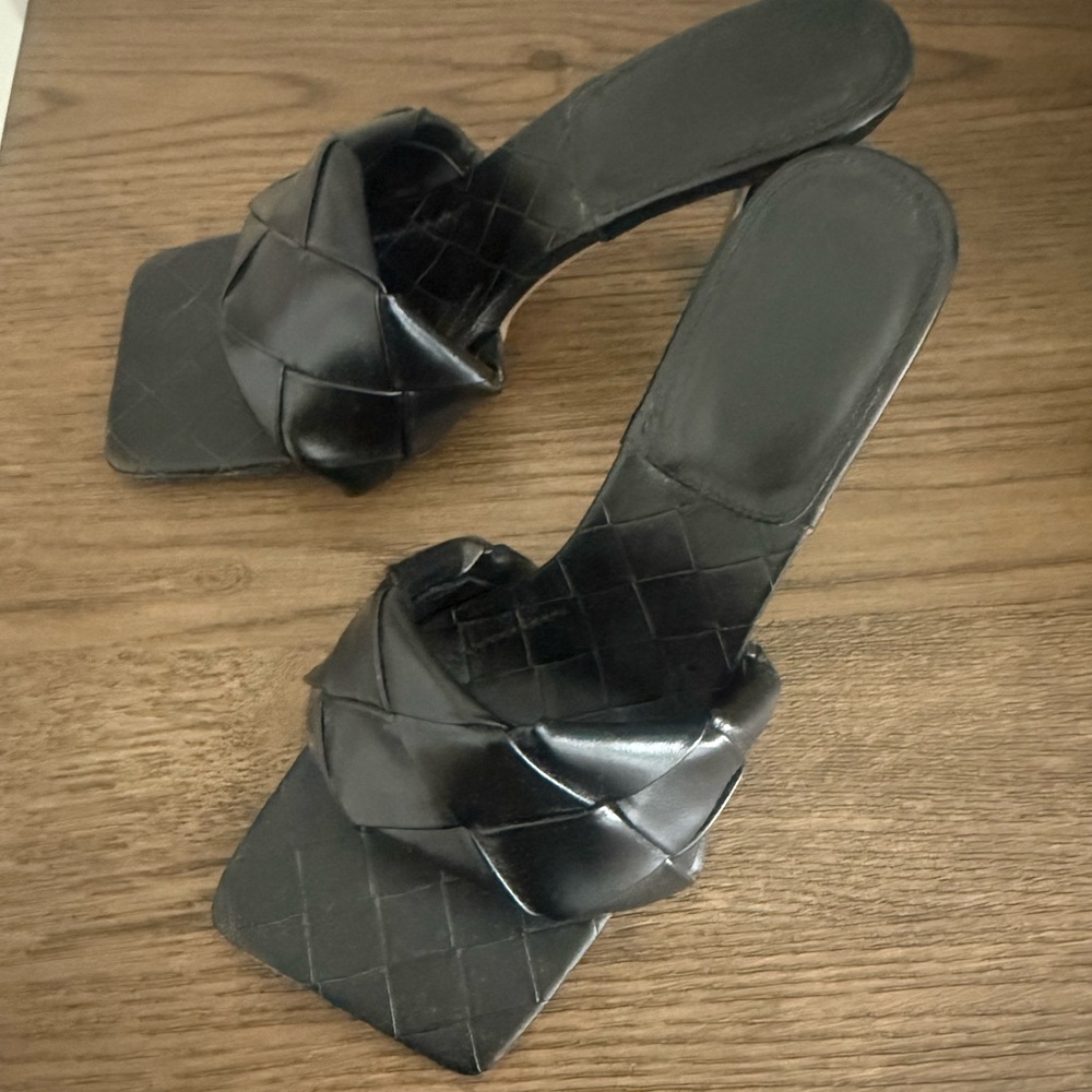 Elegant Black Women's Sandals
